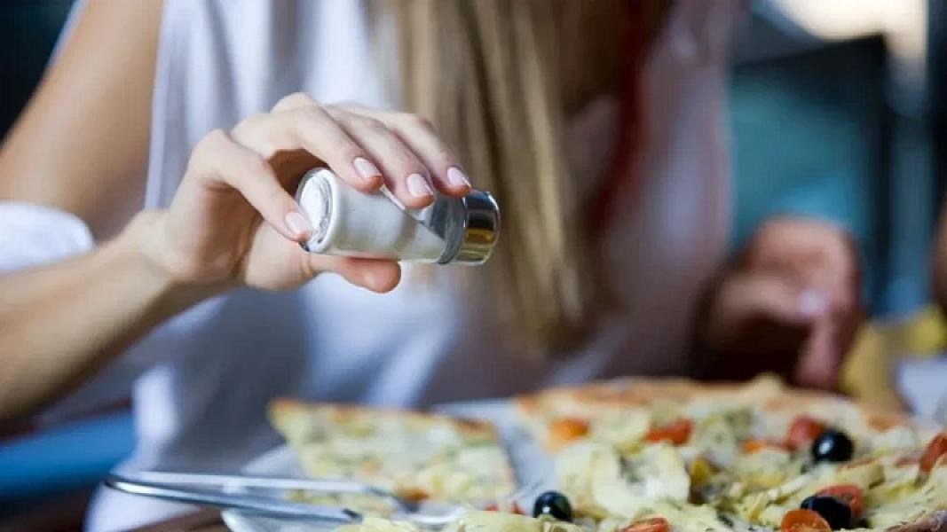 Duz təzyiqi artırırmı? Sağlam insan nə qədər