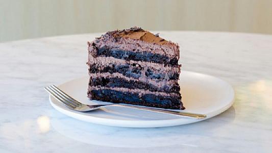 Diyetoloq arıqlayarkən şirniyyata olan həvəsə qalib gəlməyin