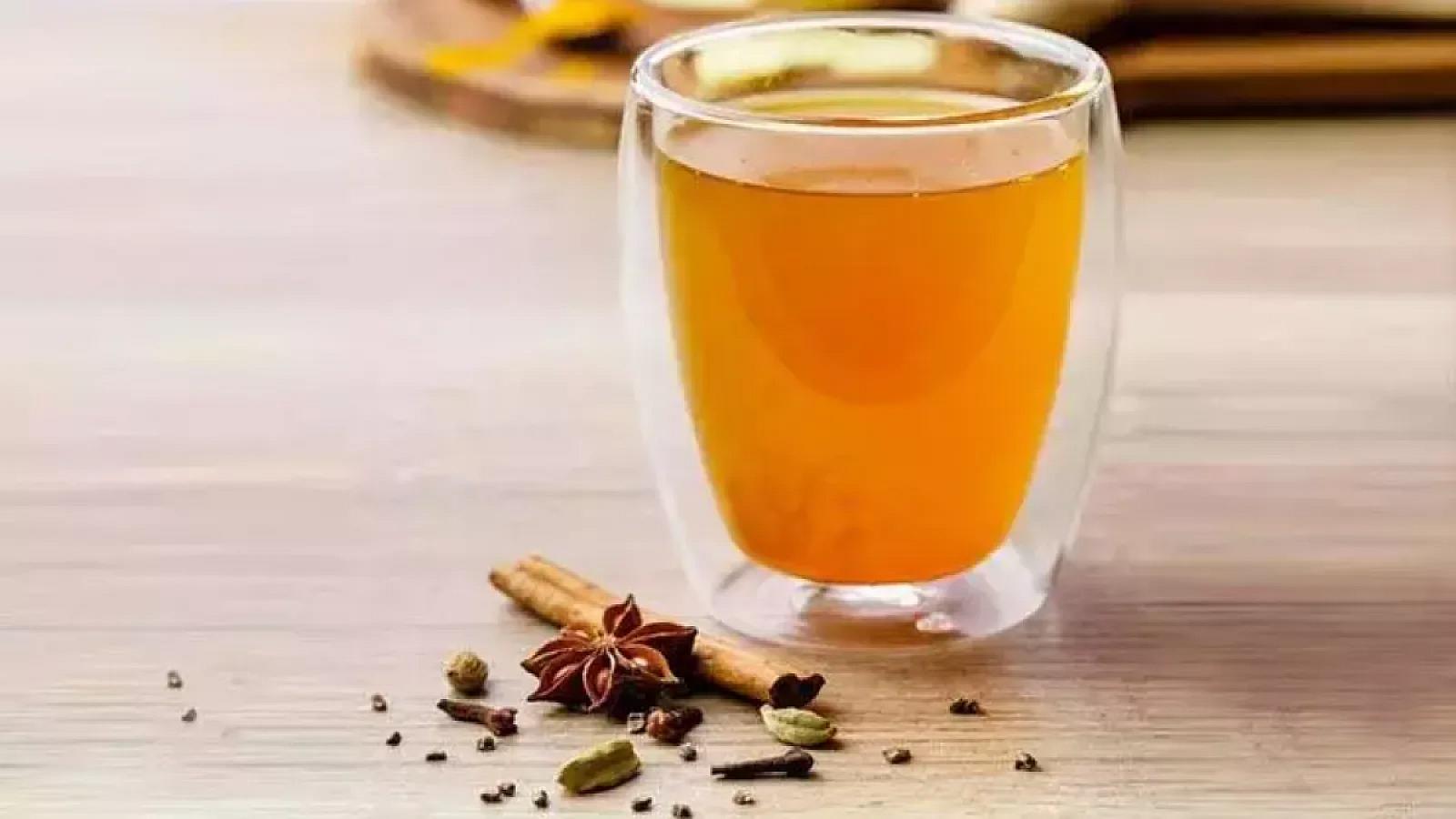 Həkim qaraciyəri təmizləyən