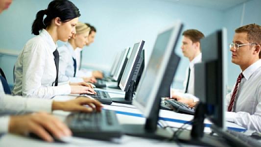 İşkoliklər alkoqoliklərdən daha az yaşayırlar -