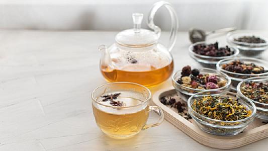 Alimlər yaddaşı çayla necə yaxşılaşdırmağı