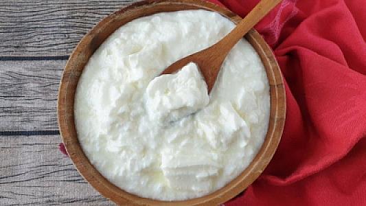 Yatmadan əvvəl qatıq yesəniz,