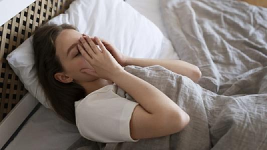 Gecələr çığırmaq və əl-qol atmaq təhlükəli xəstəliyin