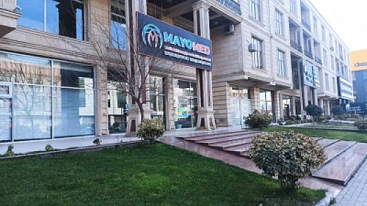 Bakıda klinikada QALMAQAL: Fəaliyyəti qadağan edilmiş