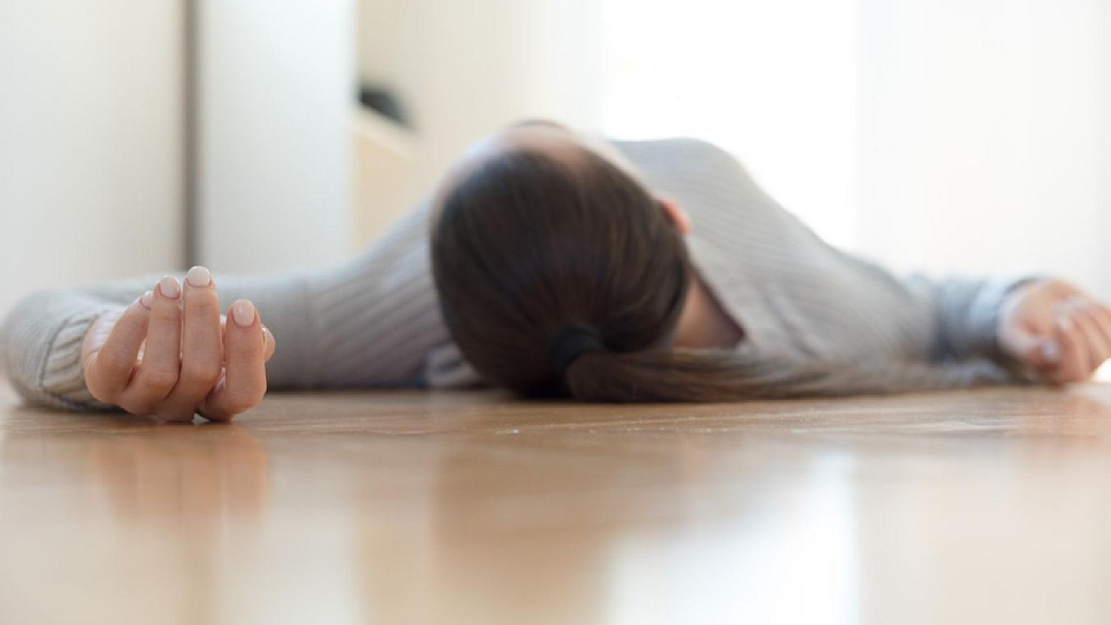 Epilepsiya tutması olan birinə necə kömək etmək olar? -