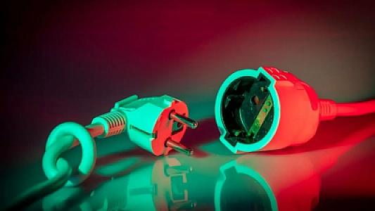 Elektrik cərəyanı vurduqda