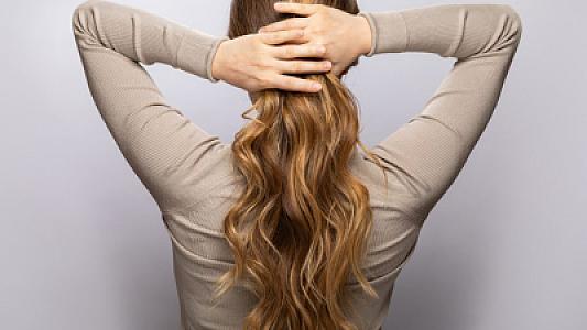 Daha sürətli uzanan və sağlam saçlar üçün