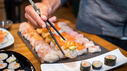 Ucuz suşidən parazitə yoluxa bilərsiniz: