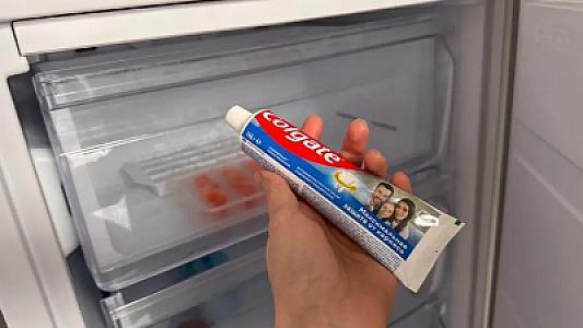 Diş pastasını dondurucuya qoyun, effekti özünüz görün: