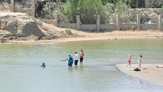 Şirin sularda üzmək sağlamlığa zərər verə bilər -