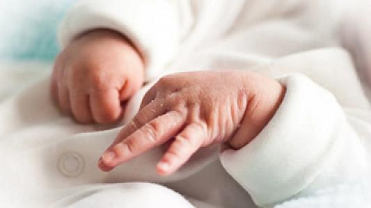 İsmayıllıda qeysəriyyə əməliyyatı zamanı körpə tələf olub