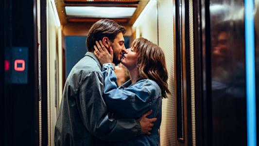 Narahatlıq və depressiya öpüşmə yolu ilə ötürülür? -