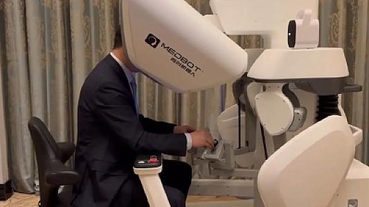 Tibbin “kosmos dövrü” başlayır: Çinli həkimlər xəstəni