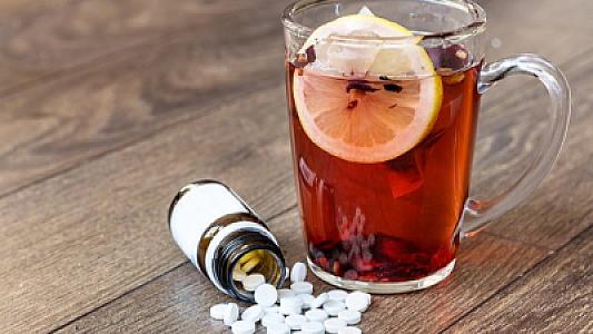 Dərmanlarla birlikdə istifadə edilməməsi lazım olan içkilər: