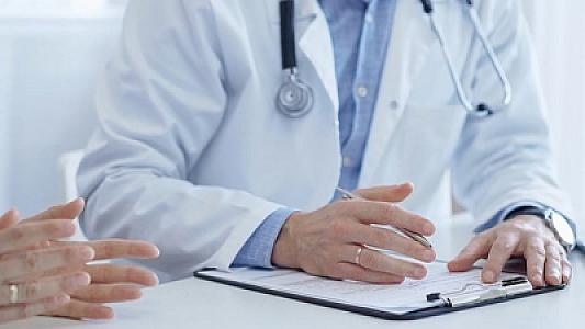 Həkimlər qadına 56 il düzgün diaqnoz qoya bilmədilər,