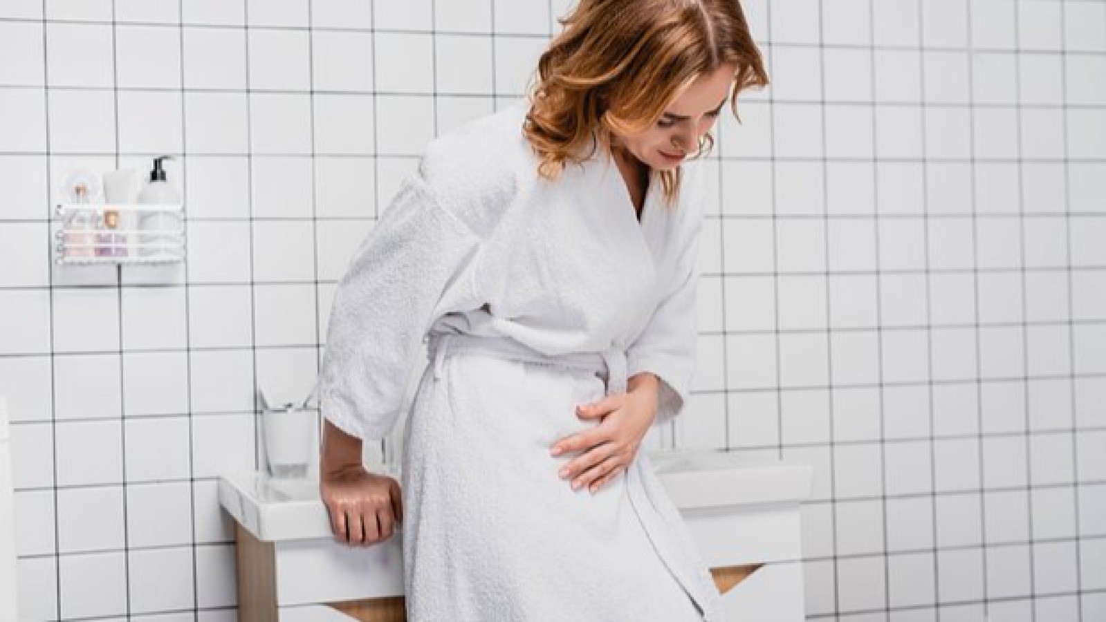 22 yaşlı qız xərçəng əlamətlərini menstruasiya ilə