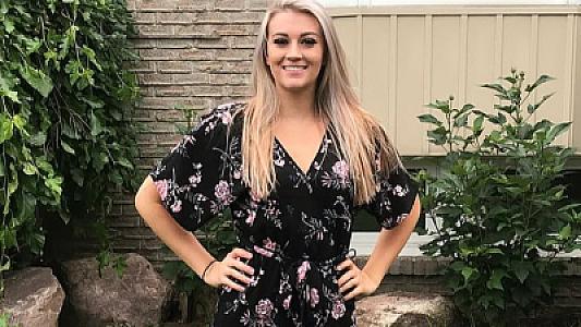 Həkimlər 26 yaşlı qızda xərçəng əlamətlərini