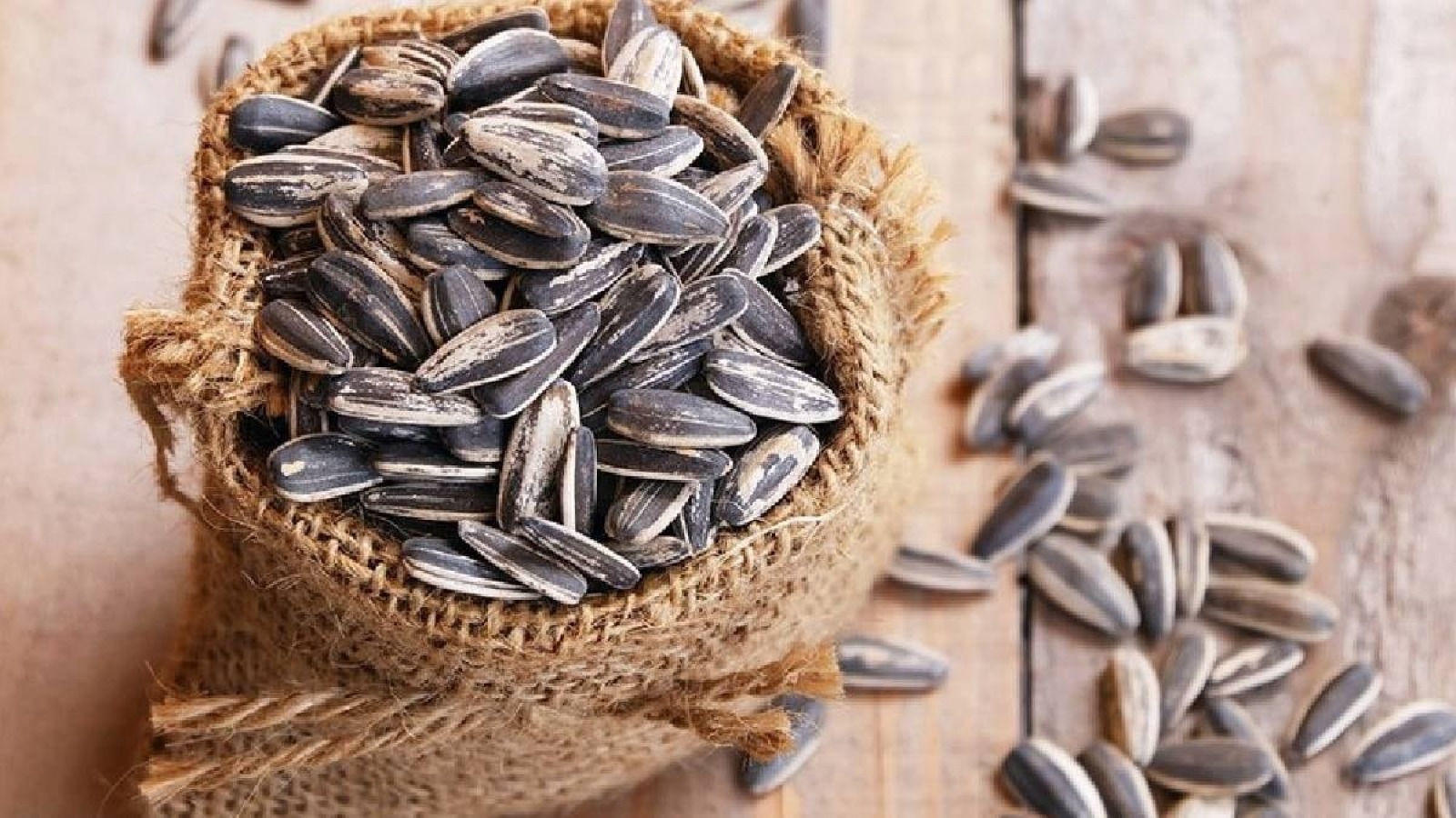 Günəbaxan tumunun faydaları təəccübləndirdi: