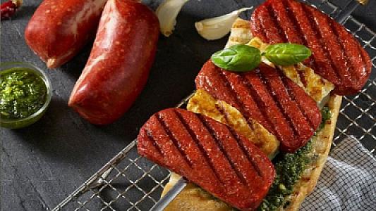 Sucuk belə bişirilirsə, onu yeməyin: