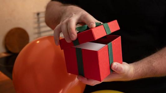 Bəzi insanların niyə ad gününü qeyd etmək