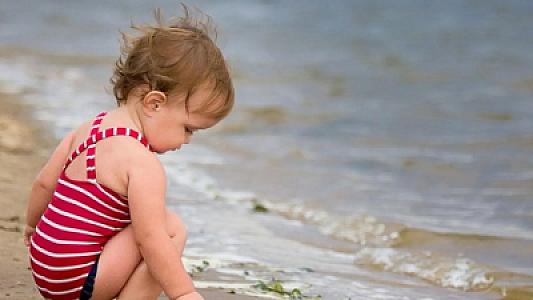 Uşaqların bu yaşda dənizdə çimməsi təhlükəlidir -
