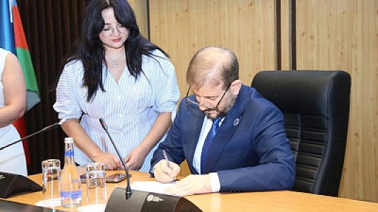 Yeni Klinikanın direktoru