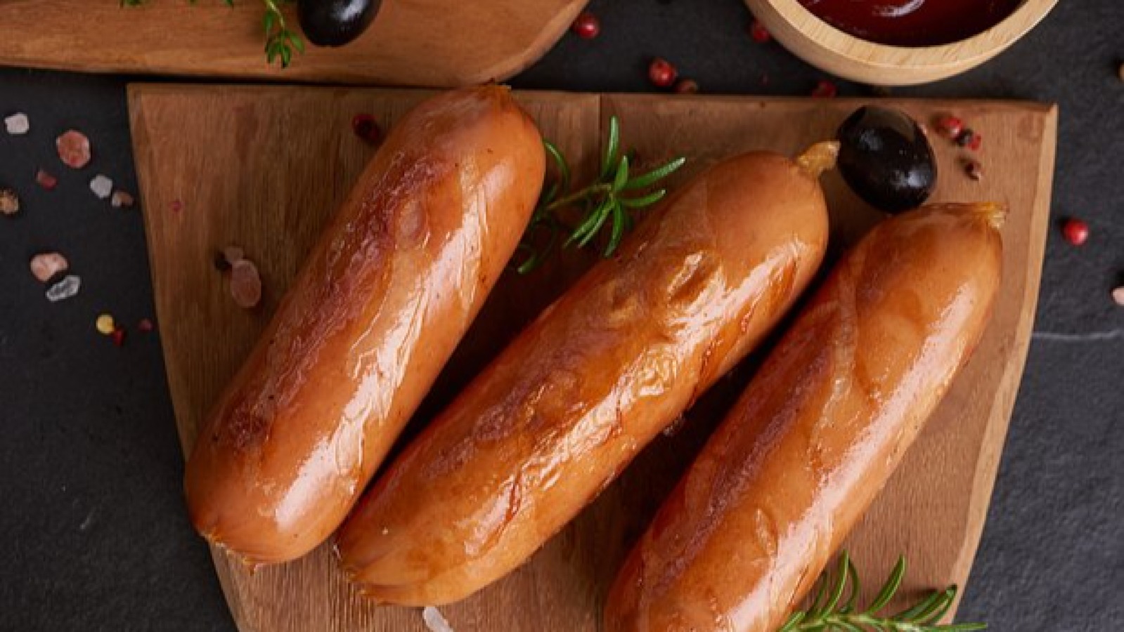 Gündə bir kolbasa 11 xəstəlik riski yaradır: