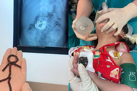 Azərbaycanda dörd yaşlı uşaq 53 ədəd oyuncaq