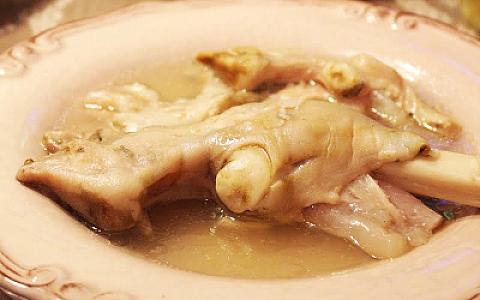 İmmuniteti gücləndirir, antibiotik rolunu oynayır, uşaqların beynini inkişaf etdirir -