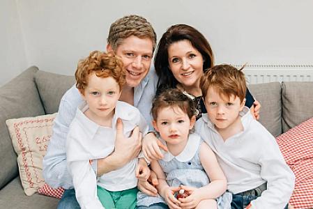 Doğumun azalması fonunda 3 uşaqlı ailələrə çoxuşaqlı statusu verilsin - 