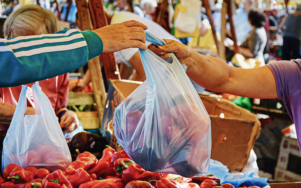 Sellofan torbaların gizli təhlükəsi: sağlamlığa 