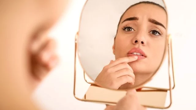 Dodaqlarda herpes üçün 