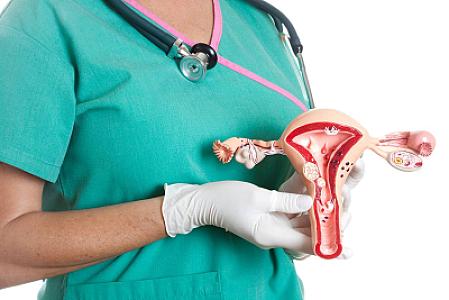 Yumurta vəzi xərçənginin hansı simptomları ola bilər? 