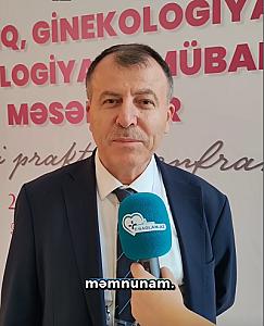 Türkiyəli Professor Ali Acarın konfrans zamanı