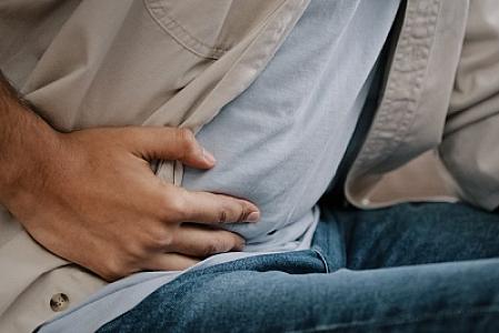 Qaraciyər xəstəliyini göstərən