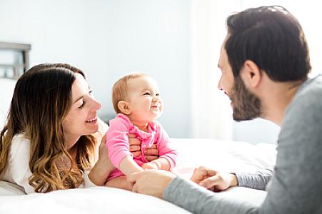 Valideyn olma qorxusu: Niyə gənc cütlüklər uşaq 