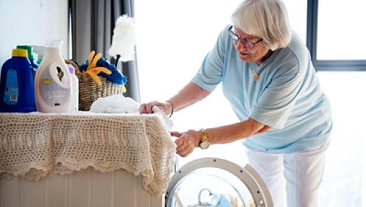 Ev işləri yaşlı insanların beyninə faydalıdır - 