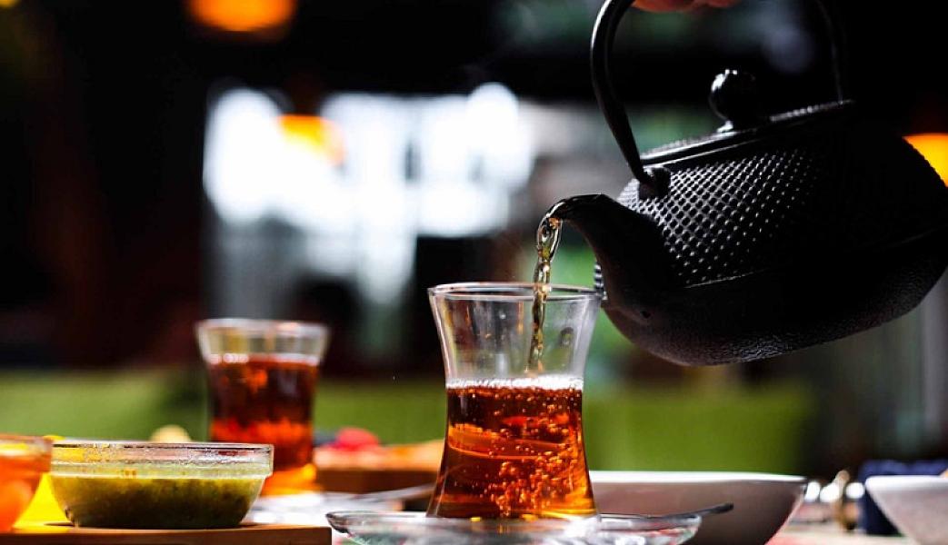 Çayı əsla belə içməyin -