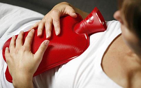 Ağrıyan nahiyəyə və şişlərin üzərinə isti qoymaq olmaz -