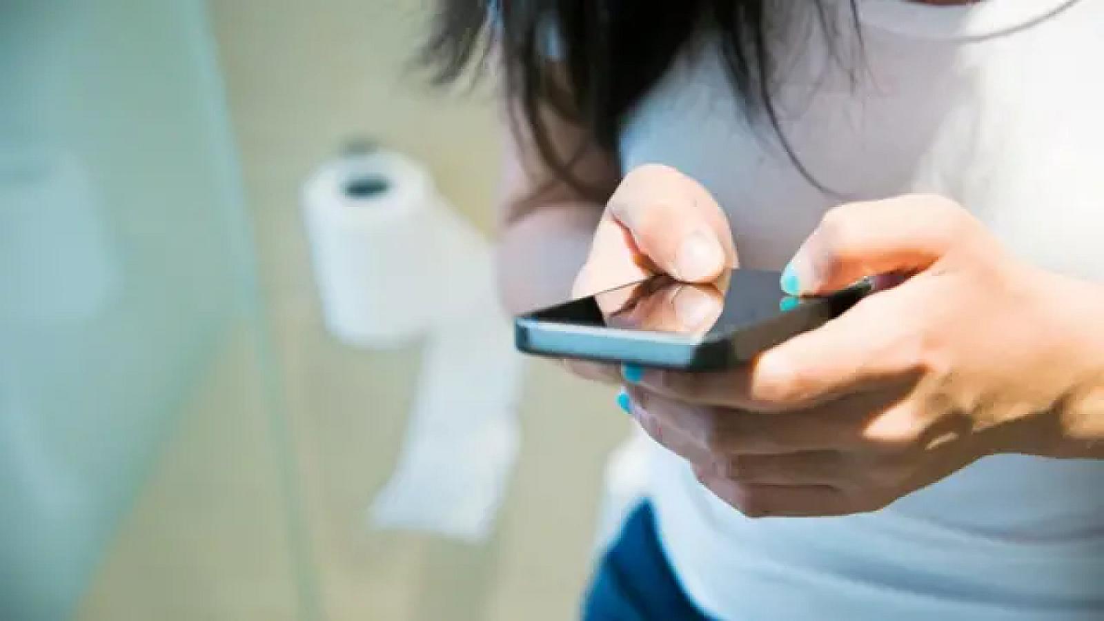 Tualetdə telefon istifadəsi babasil 