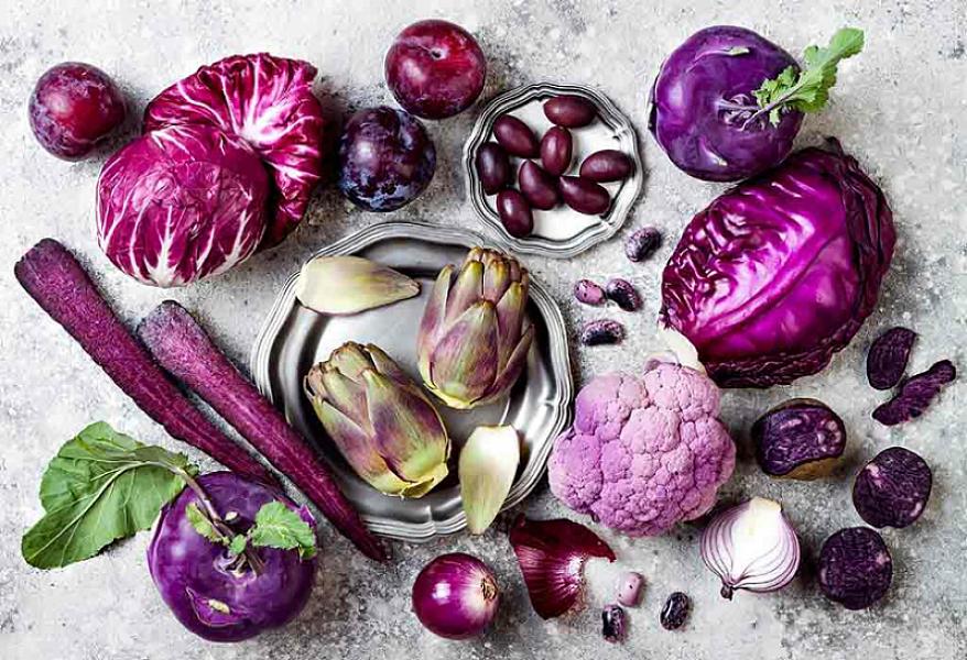 Bənövşəyi meyvə və tərəvəzlər bizi bu xəstəliklərdən qoruyur