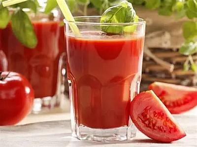 Pomidor şirəsi siqaret çəkənlərin