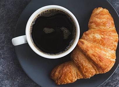 Həkim: Kruasan səhər yeməyi üçün