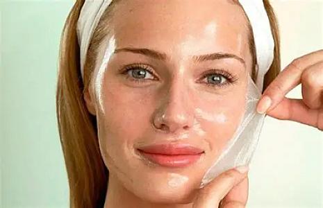 Üzdəki qara nöqtələrdən 