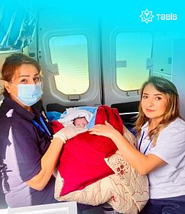 Təcili tibbi yardım briqadası doğuşu ev şəraitində 