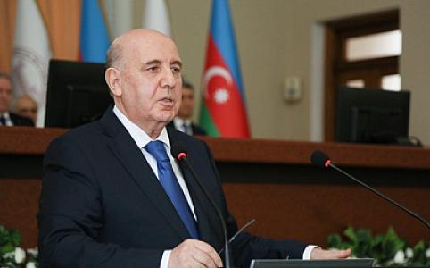 Əhliman Əmiraslanov: "Ana və uşaq ölümlərinin olmaması üçün görüləcək