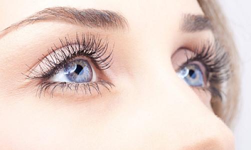 Uzun və sıx kipriklərin sirri: Evdə 