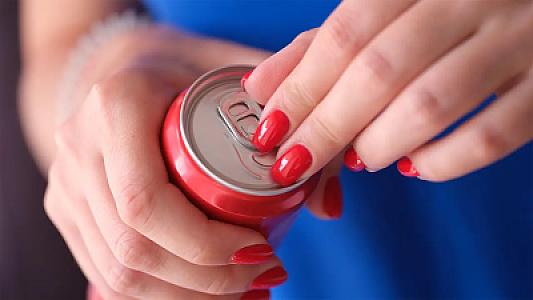 Gənc qadınlarda şəkərli içkilər xərçəng 