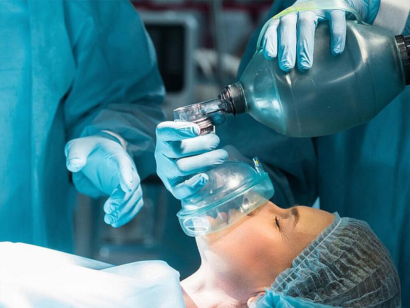 37 yaşlı qadın əməliyyatdan sonra səhhətində fəsadların yarandığını İDDİA EDİR - Tanınmış 