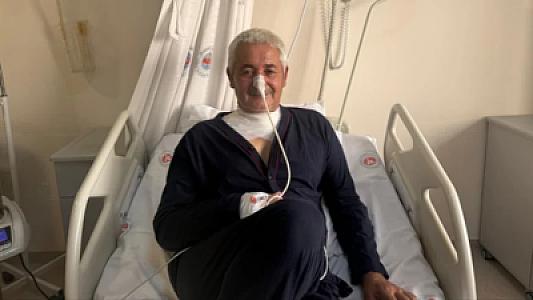 35 il siqaret çəkdi, qırtlağın yarısı çıxarıldı: